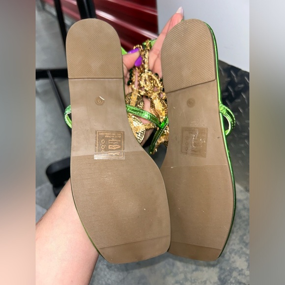 Green Rhinestone sandals - Picture 3 of 3